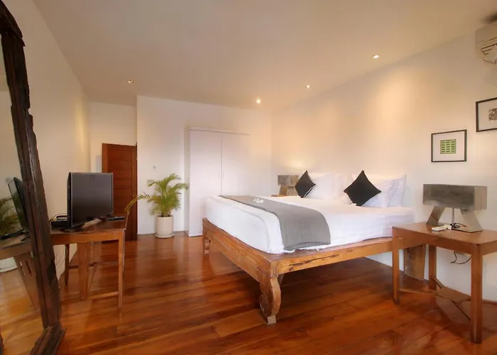 The Aparthotel 3*
