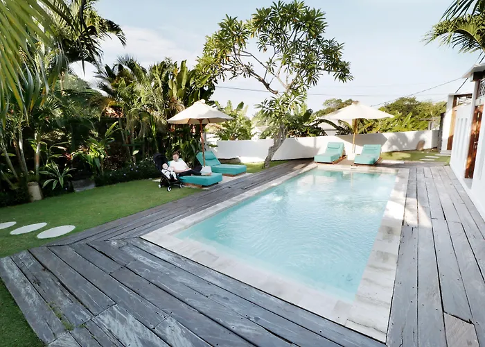 Aparthotel The 3*