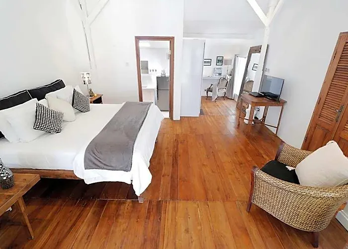 The Aparthotel 3*